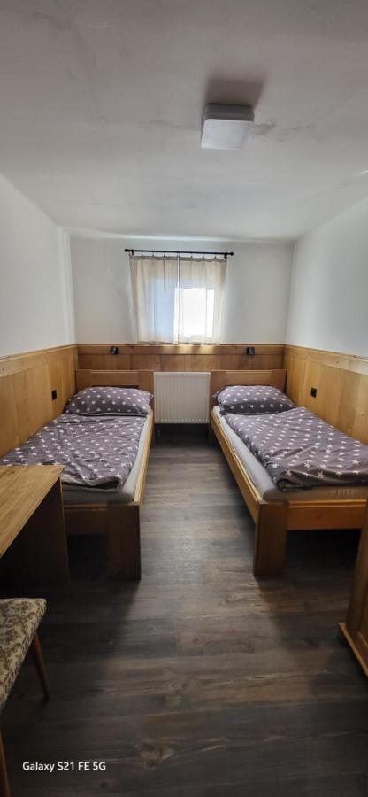Bouda Na Plani - Horska Bouda Hostel Špindlerŭv Mlýn Luaran gambar