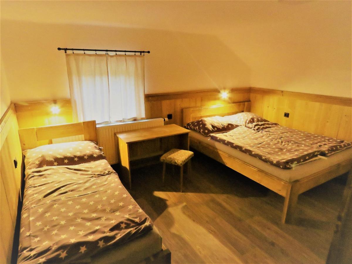 Bouda Na Plani - Horska Bouda Hostel Špindlerŭv Mlýn Luaran gambar